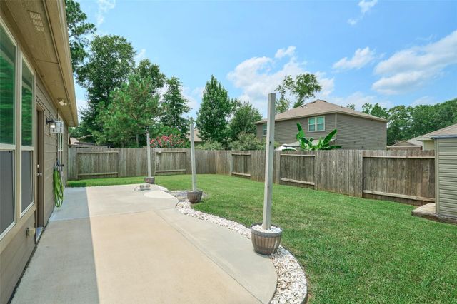 2214 Timberland Country Court, Conroe, TX 77304