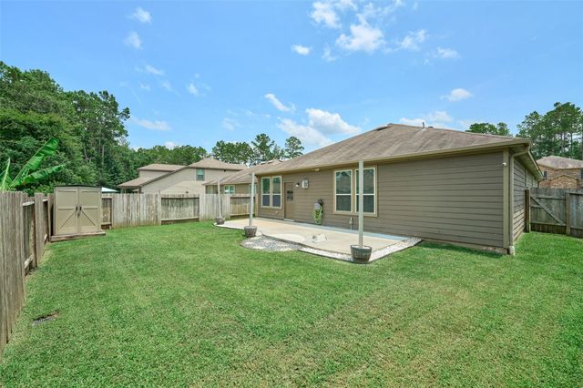 2214 Timberland Country Court, Conroe, TX 77304