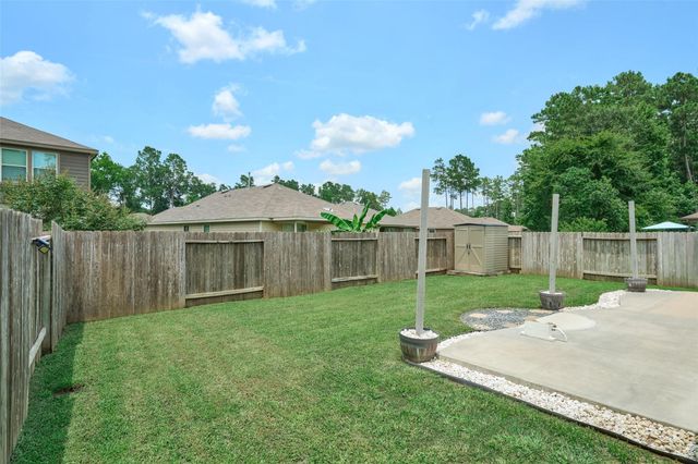 2214 Timberland Country Court, Conroe, TX 77304