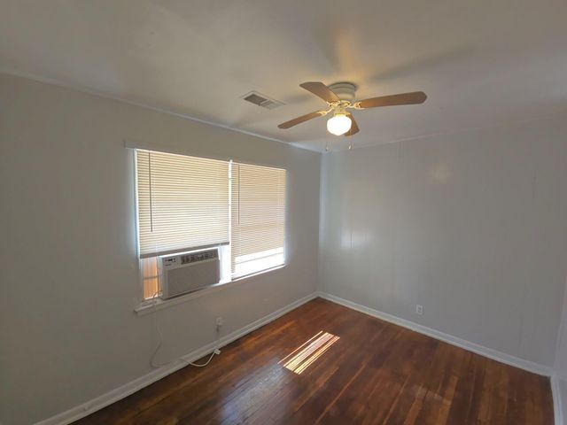 4203 Wuthering Heights Drive, Houston, TX 77045