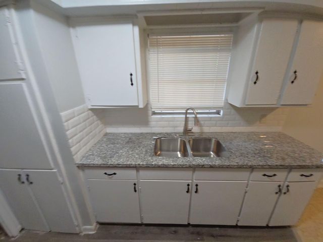 4203 Wuthering Heights Drive, Houston, TX 77045