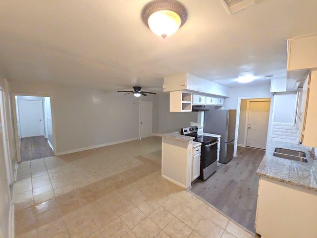 4203 Wuthering Heights Drive, Houston, TX 77045