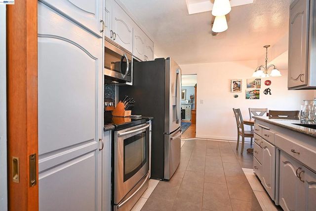 5332 Selma Ave, Fremont, CA 94536