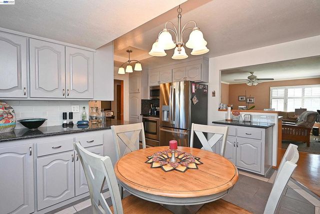 5332 Selma Ave, Fremont, CA 94536