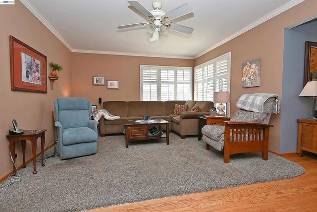 5332 Selma Ave, Fremont, CA 94536