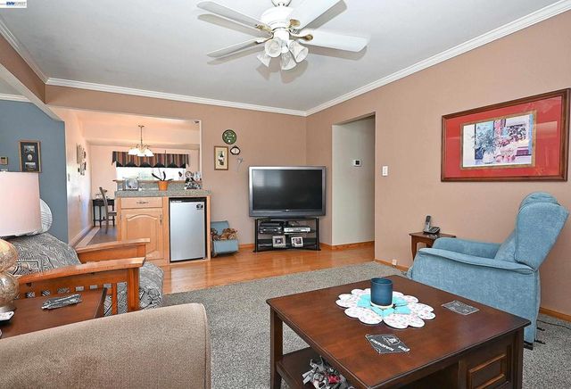 5332 Selma Ave, Fremont, CA 94536