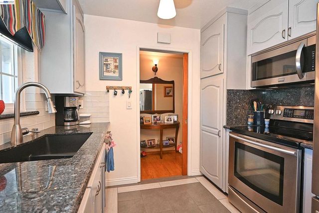 5332 Selma Ave, Fremont, CA 94536