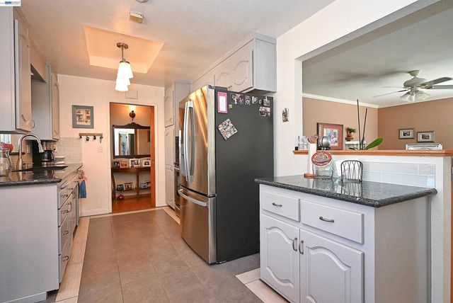 5332 Selma Ave, Fremont, CA 94536