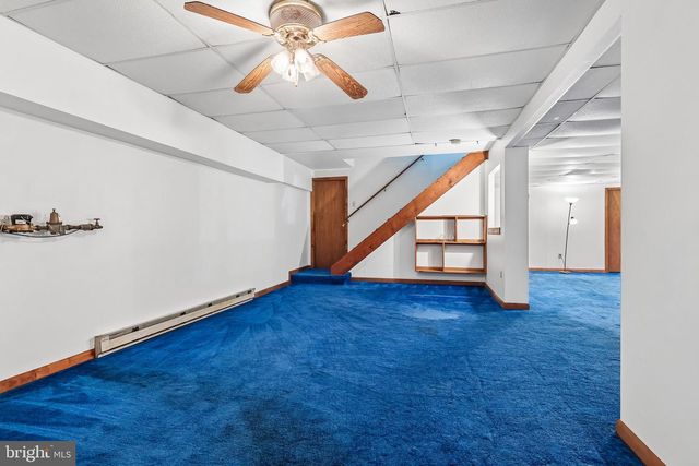8 LONG DR, Downingtown, PA 19335