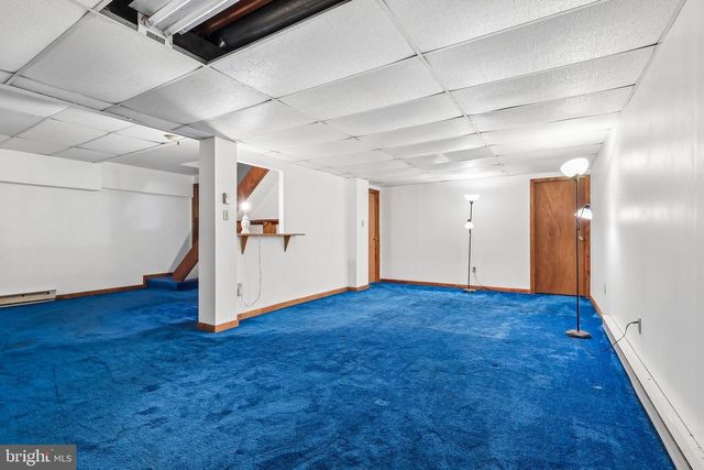 8 LONG DR, Downingtown, PA 19335