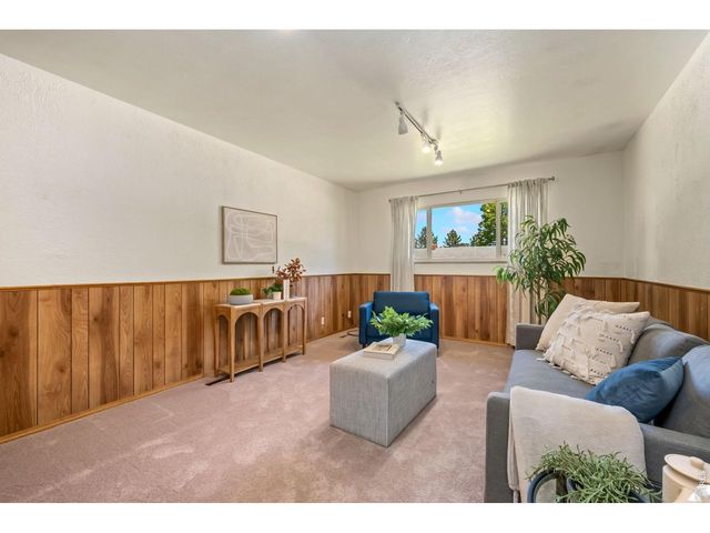 1025 Montview Rd, Fort Collins, CO 80521