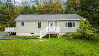 452 Blue Factory Road, Poestenkill, NY 12018