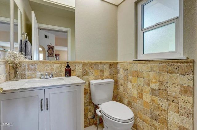 12477 Rajah Street, Los Angeles, CA 91342