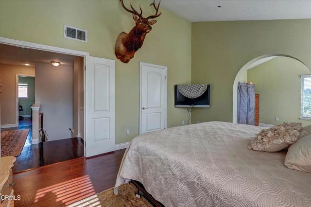 12477 Rajah Street, Los Angeles, CA 91342