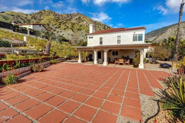 12477 Rajah Street, Los Angeles, CA 91342