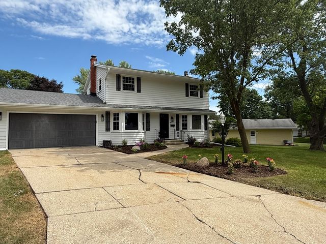 3814 Abbotsford Road, Rockford, IL 61107