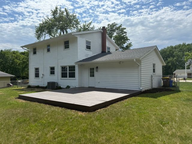 3814 Abbotsford Road, Rockford, IL 61107