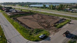 2400 SE 16th Street, Ames, IA 50010