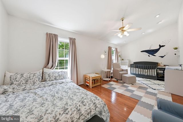 5821 IRON WILLOW CT, Alexandria, VA 22310