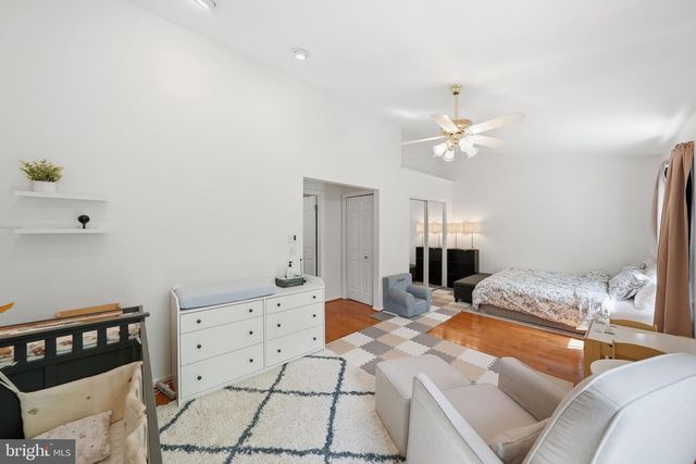 5821 IRON WILLOW CT, Alexandria, VA 22310