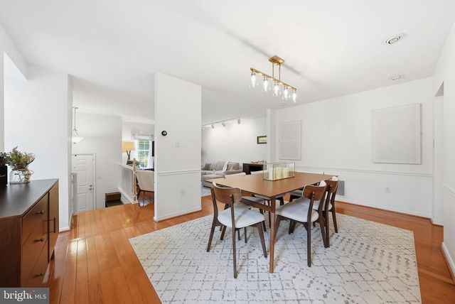 5821 IRON WILLOW CT, Alexandria, VA 22310