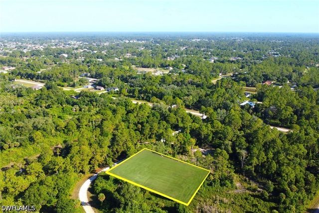 129 Auburn AVE S, Lehigh Acres, FL 33974