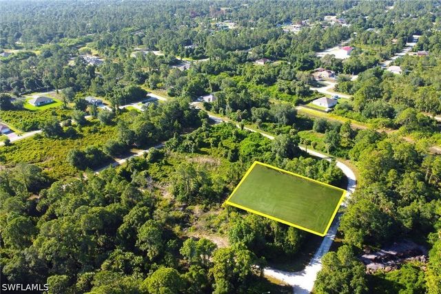 129 Auburn AVE S, Lehigh Acres, FL 33974