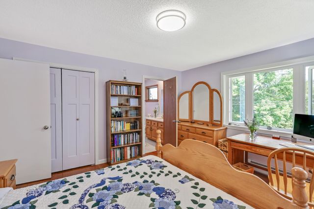 370 Lake Street, Barton, VT 05822