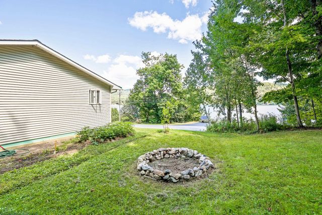 370 Lake Street, Barton, VT 05822