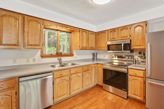 370 Lake Street, Barton, VT 05822
