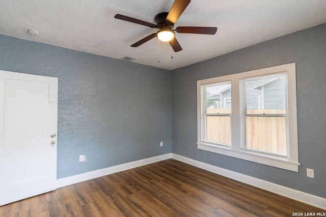 115 BROADBENT AVE, San Antonio, TX 78210