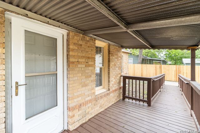 115 BROADBENT AVE, San Antonio, TX 78210