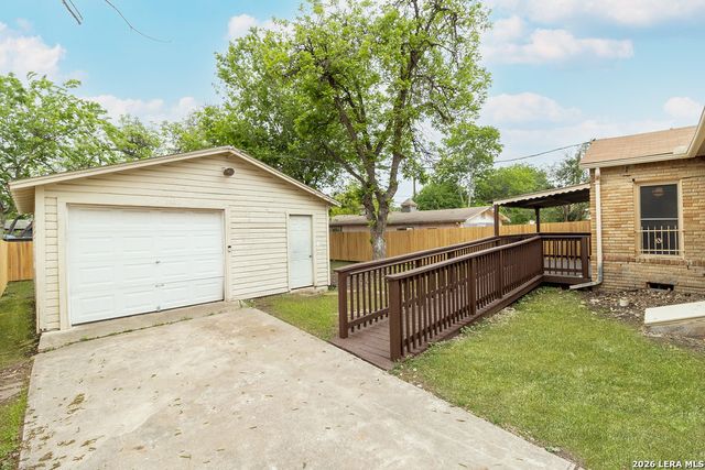 115 BROADBENT AVE, San Antonio, TX 78210