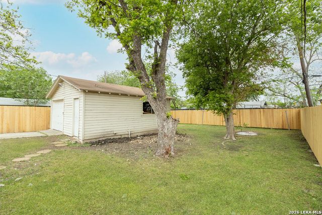 115 BROADBENT AVE, San Antonio, TX 78210