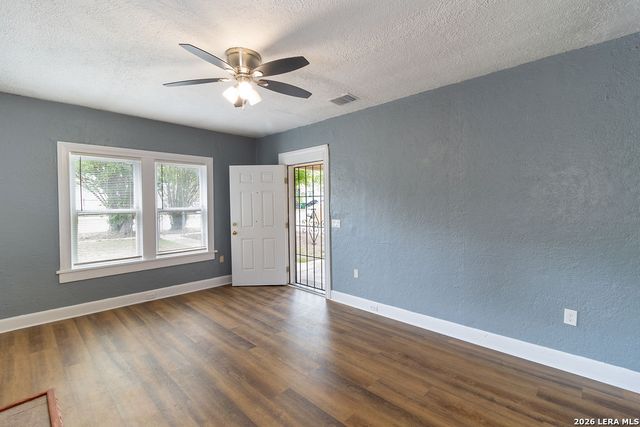 115 BROADBENT AVE, San Antonio, TX 78210