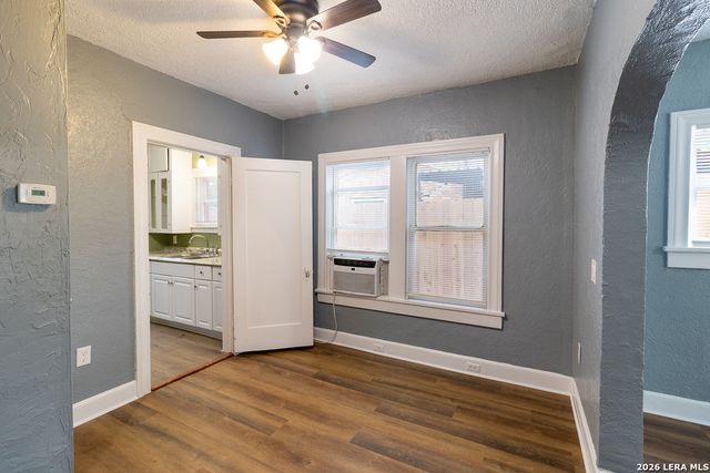 115 BROADBENT AVE, San Antonio, TX 78210