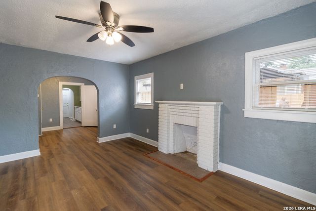 115 BROADBENT AVE, San Antonio, TX 78210