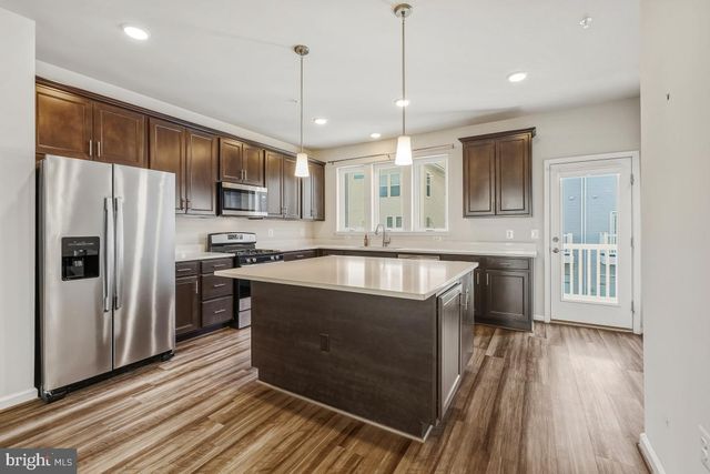 3230 PROVIDER WAY, Germantown, MD 20874