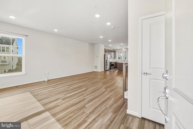 3230 PROVIDER WAY, Germantown, MD 20874