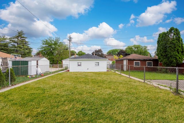 3713 S 57th Court, Cicero, IL 60804
