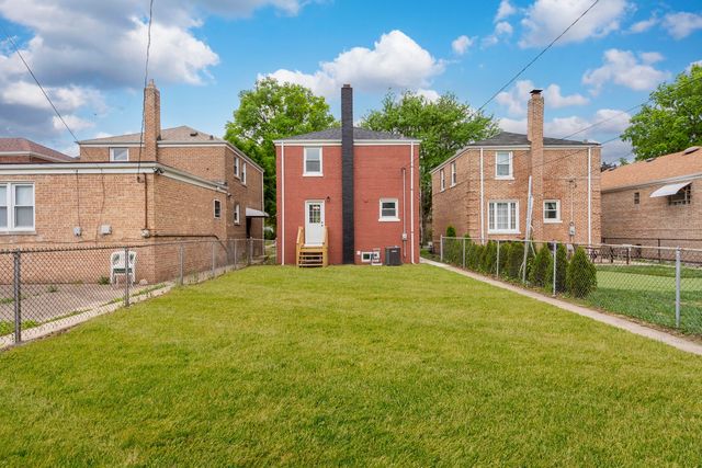 3713 S 57th Court, Cicero, IL 60804