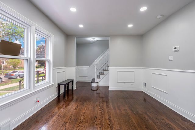 3713 S 57th Court, Cicero, IL 60804
