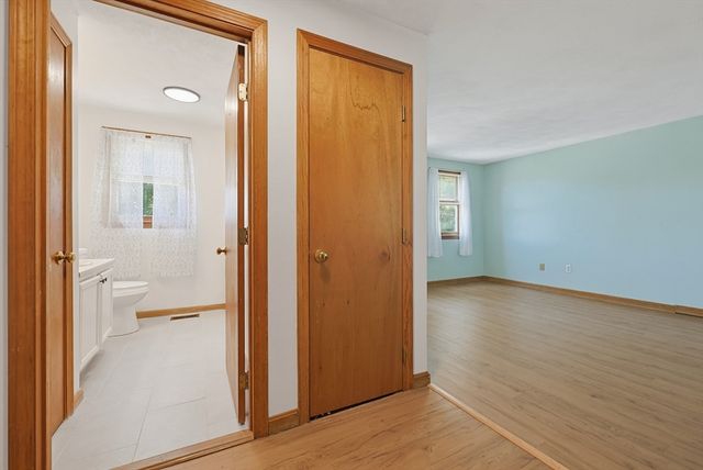 320 North St, Tewksbury, MA 01876