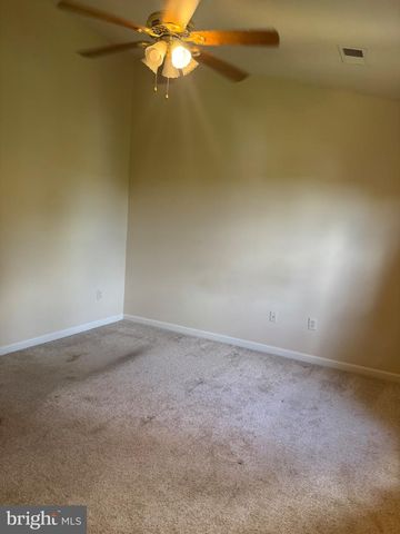 34 GRINDSTONE DR, Hedgesville, WV 25427