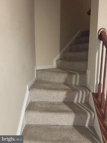 34 GRINDSTONE DR, Hedgesville, WV 25427