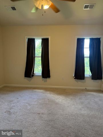 34 GRINDSTONE DR, Hedgesville, WV 25427