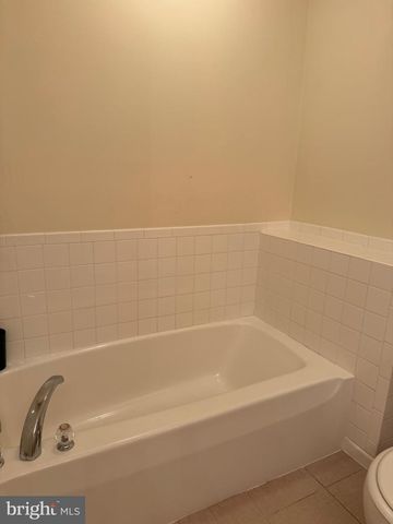 34 GRINDSTONE DR, Hedgesville, WV 25427