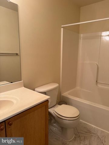 34 GRINDSTONE DR, Hedgesville, WV 25427
