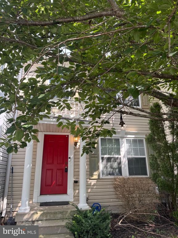 34 GRINDSTONE DR, Hedgesville, WV 25427
