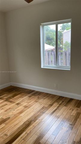 713 SW 10th St, Fort Lauderdale, FL 33315